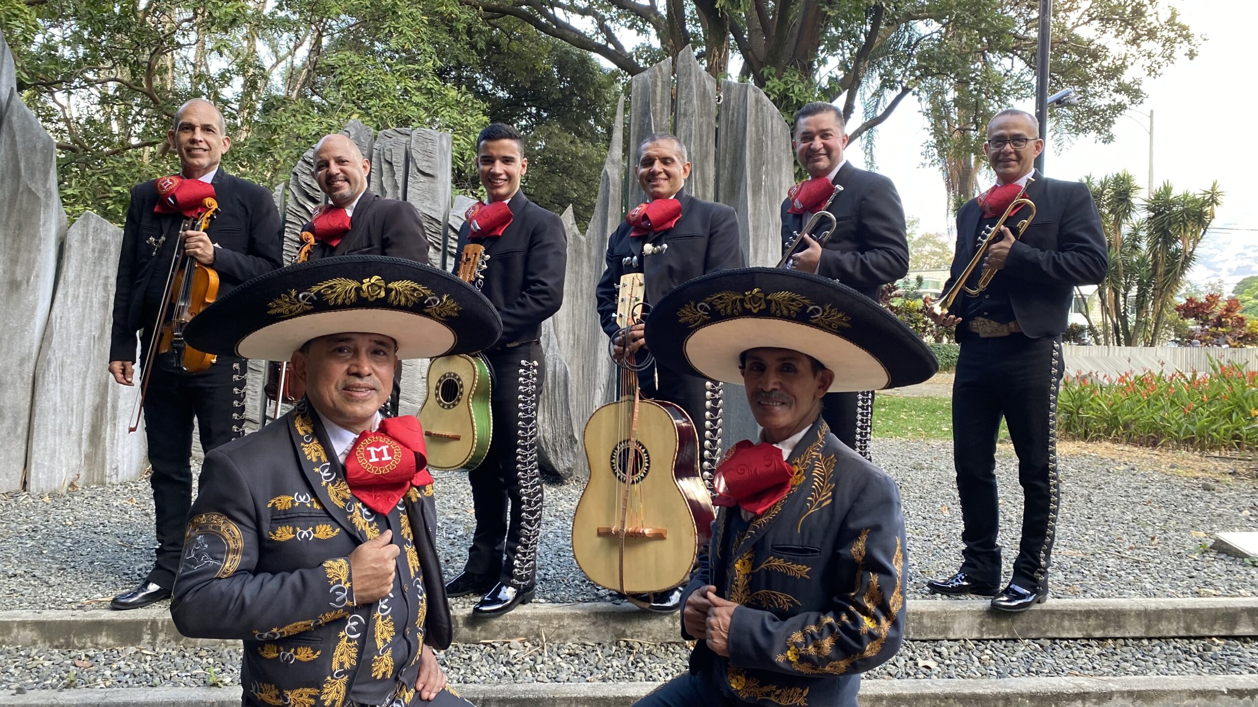 fiestas serenatas quinces cumpleaños mariachis
