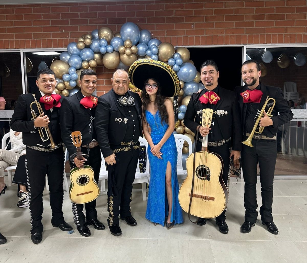 Mariachi-martinez-en-quince-años